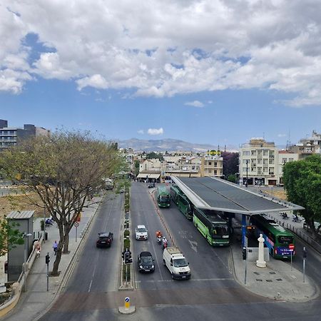 Apartamento Downtown Living By 'Flats Nicosia' Exterior foto