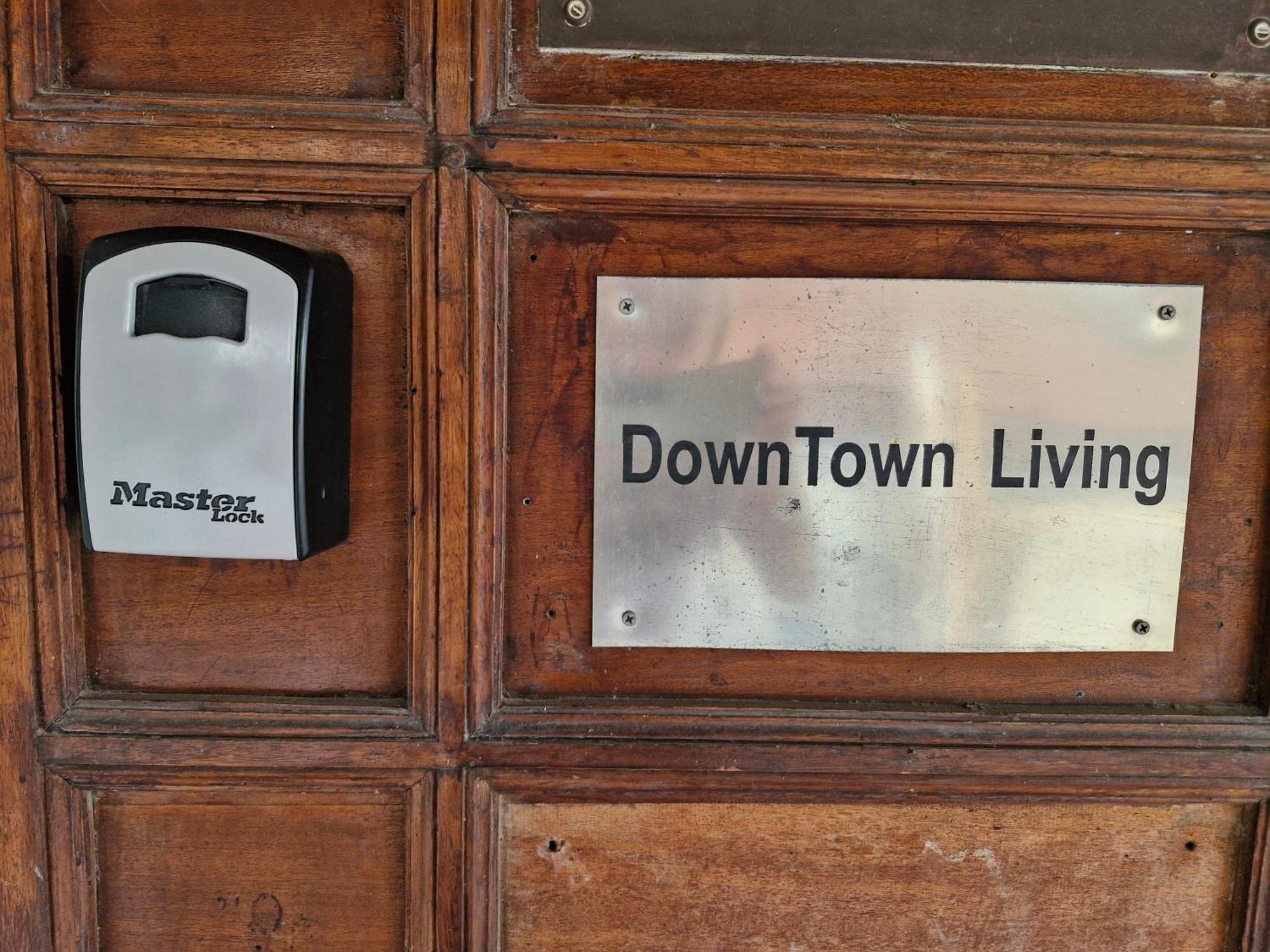 Apartamento Downtown Living By 'Flats Nicosia' Exterior foto